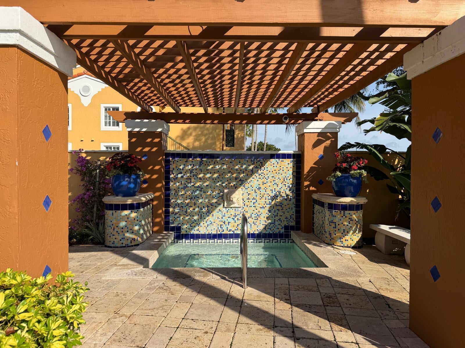 Unit 111 photo 18