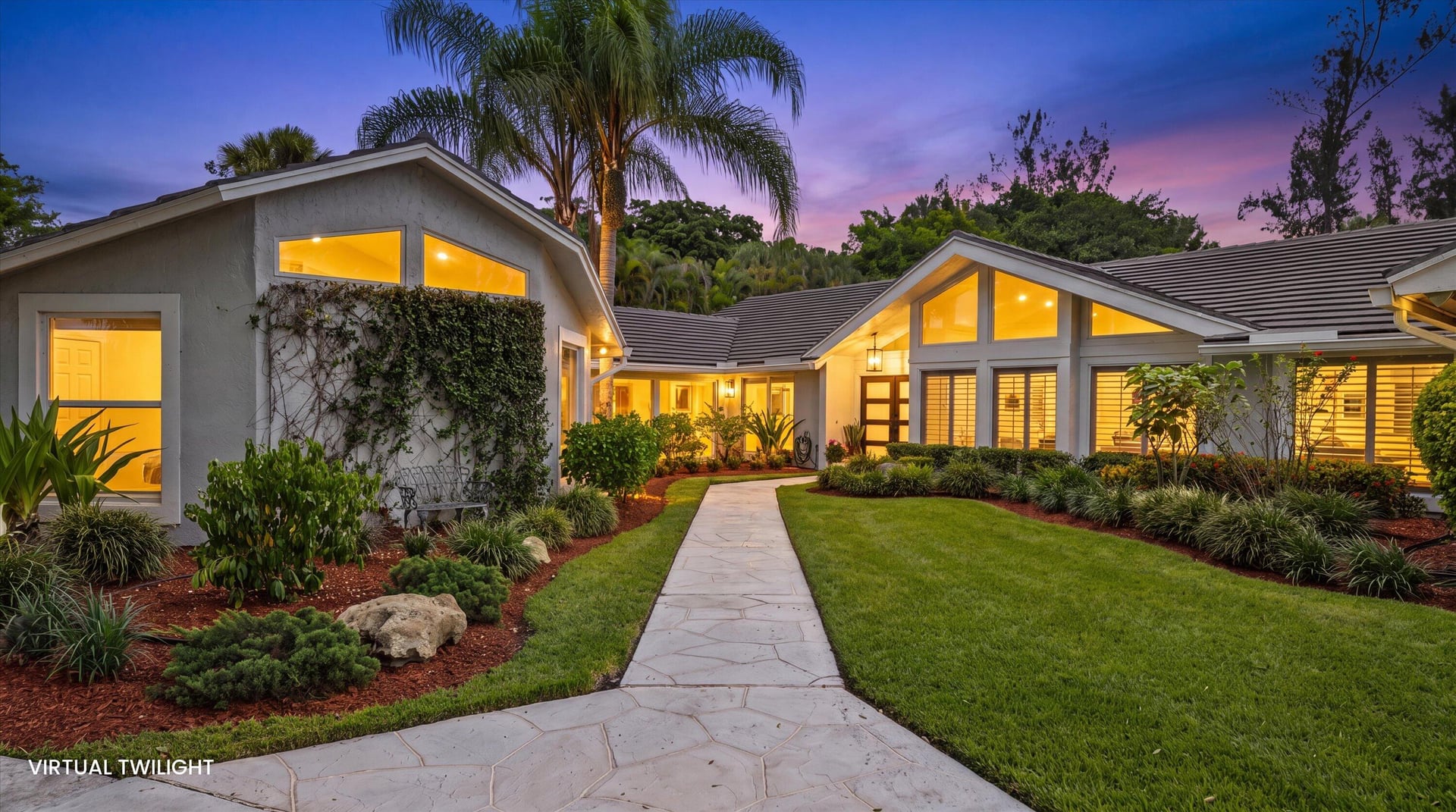 Pinewood Residence photo 2