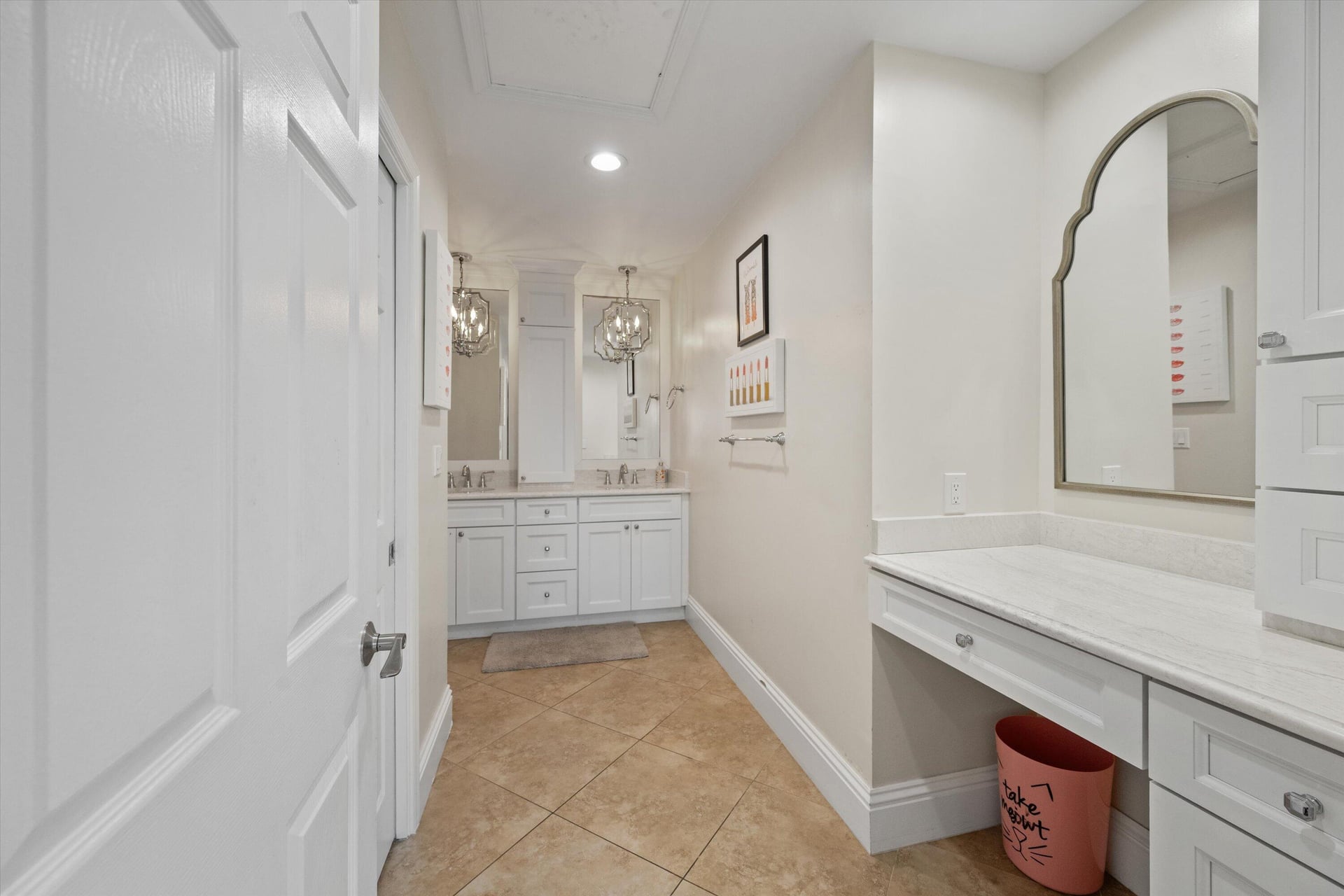 Pinewood Residence photo 43
