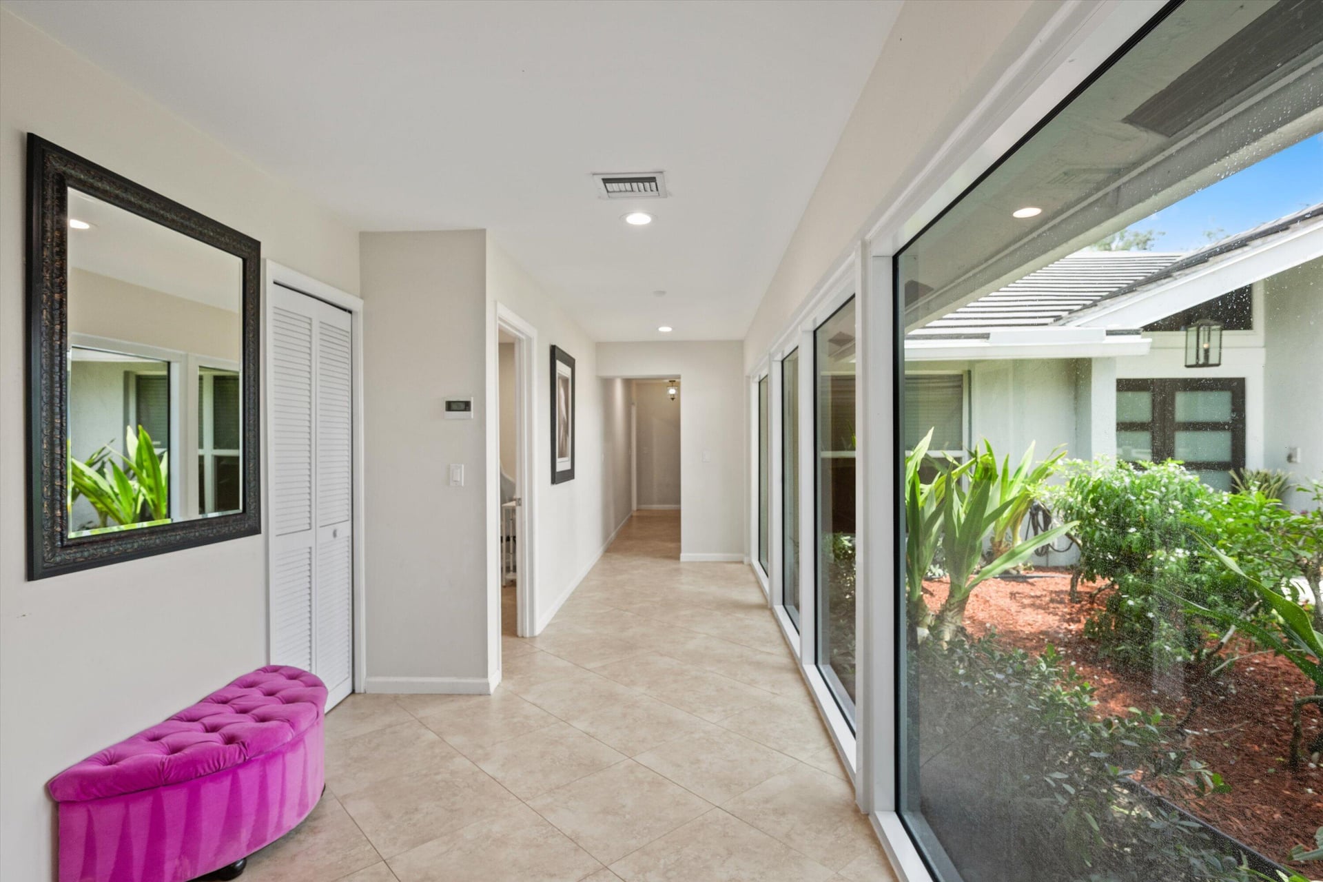 Pinewood Residence photo 45