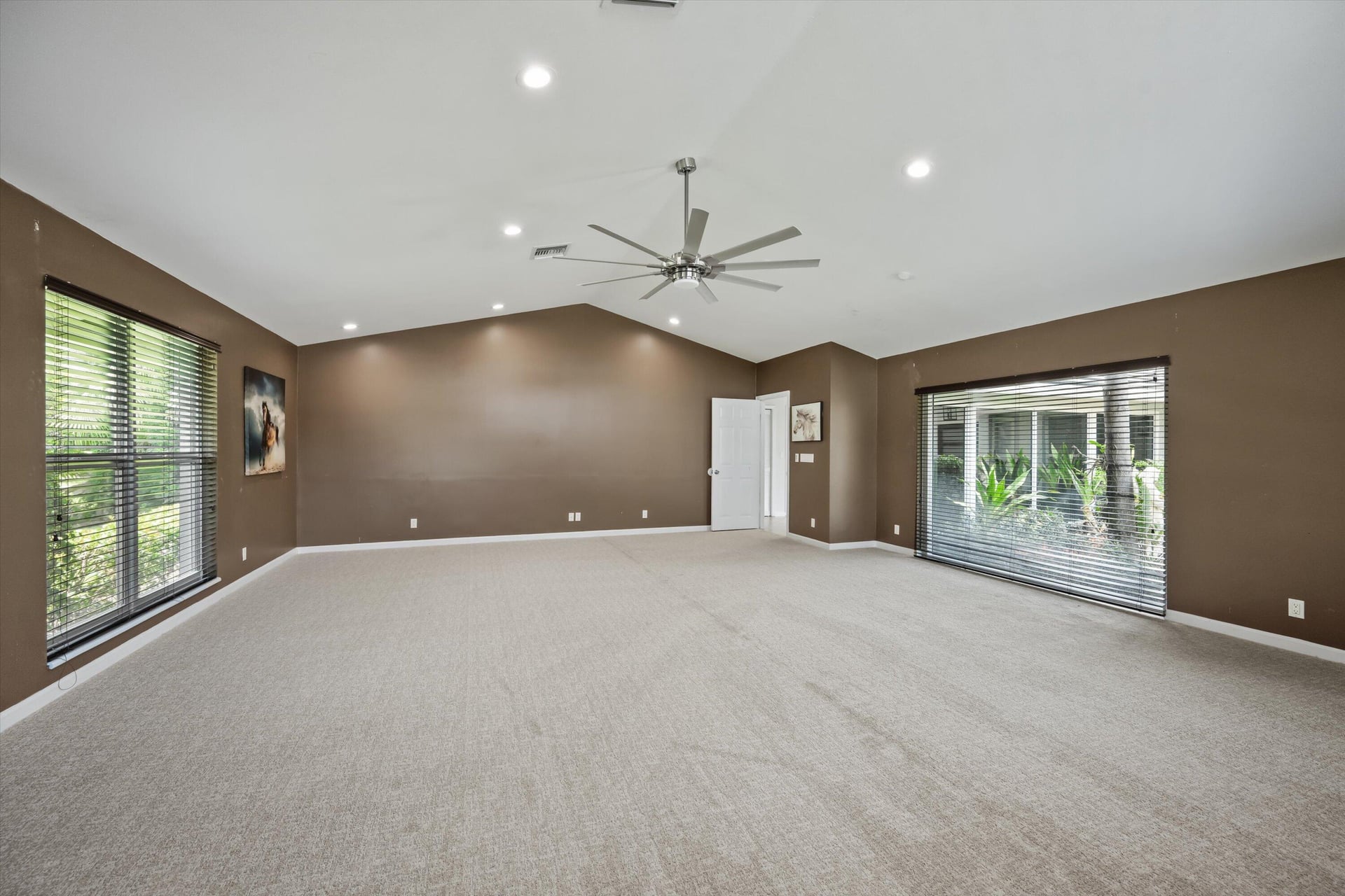 Pinewood Residence photo 48