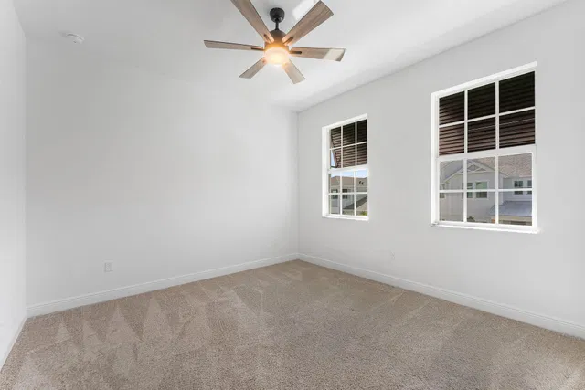 Residence photo 22