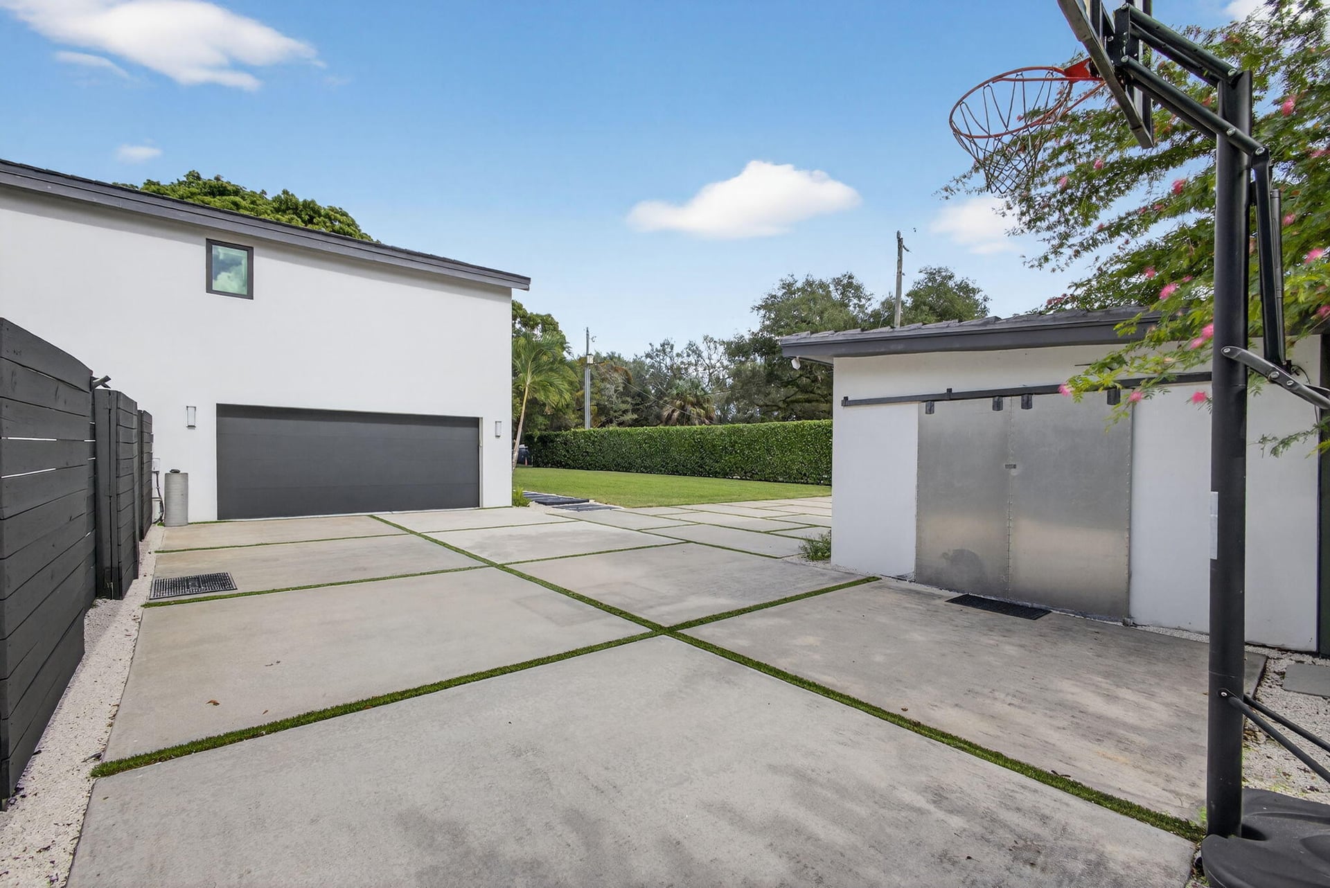  Residence photo 11