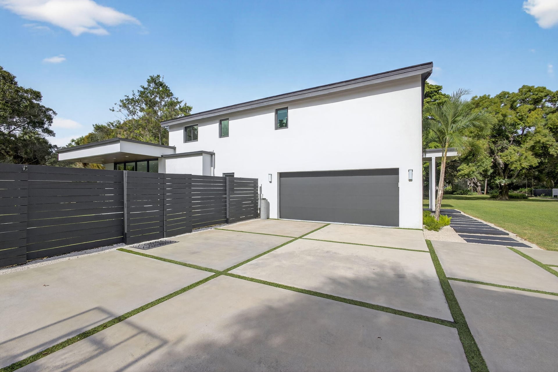  Residence photo 12