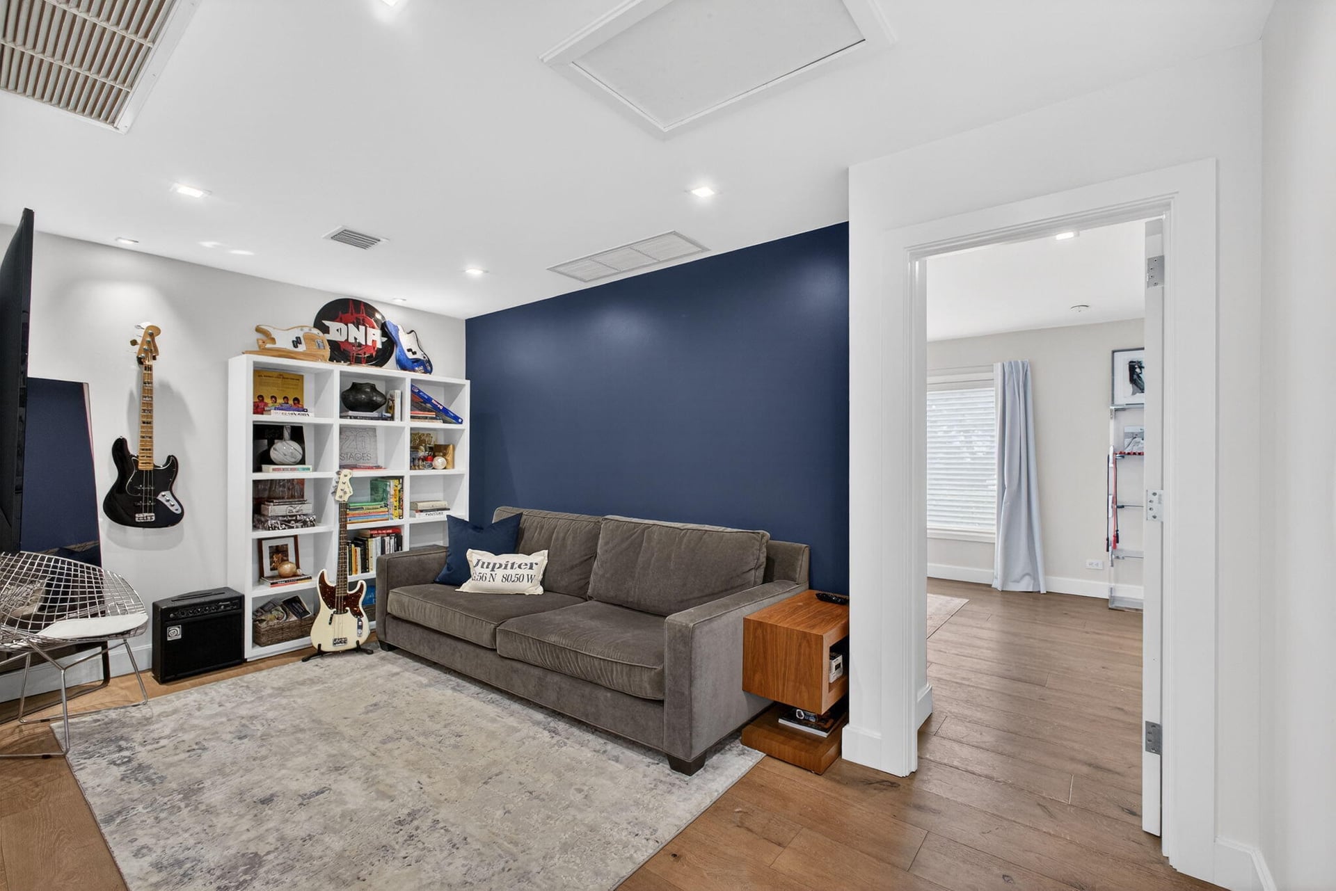  Residence photo 86