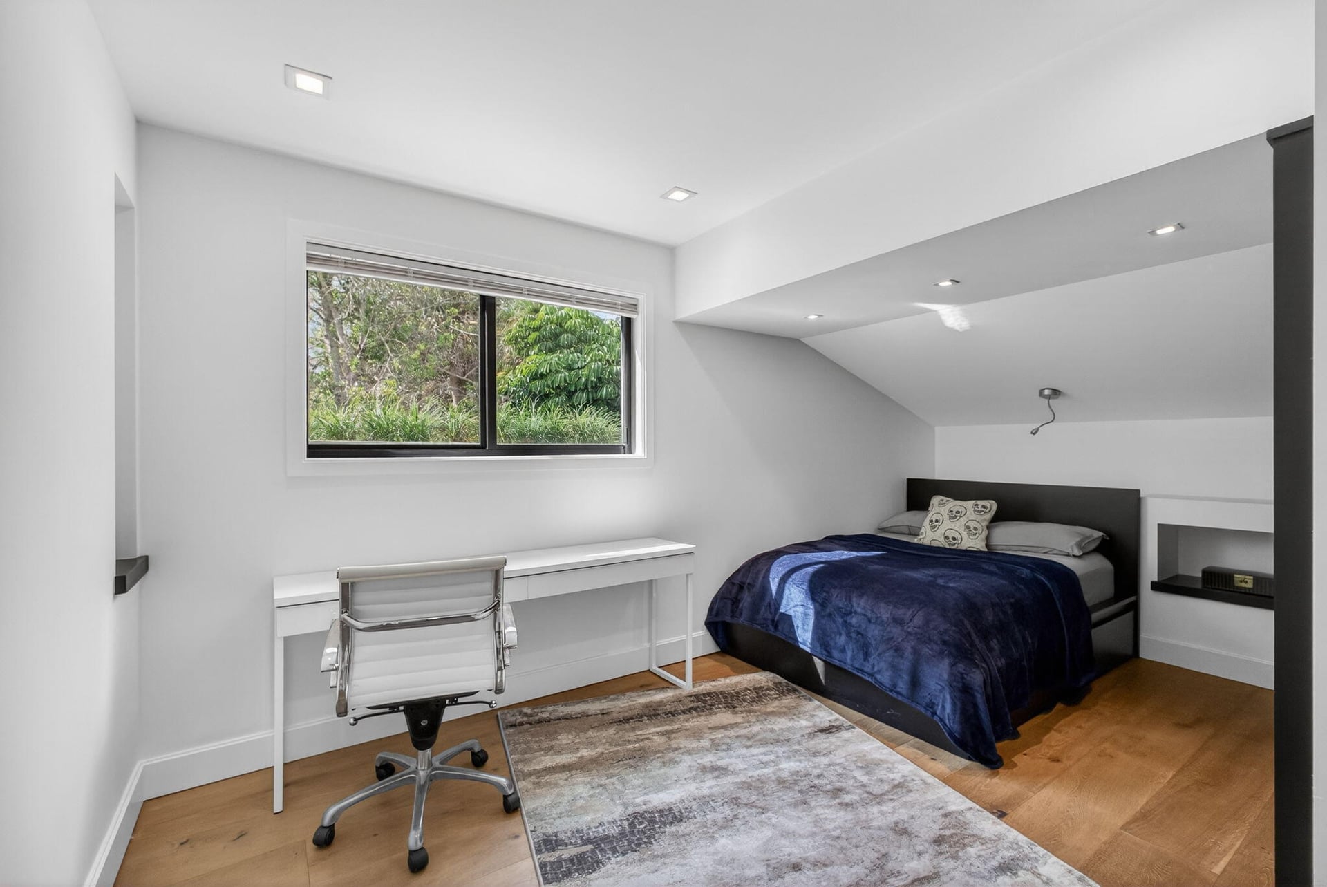  Residence photo 96