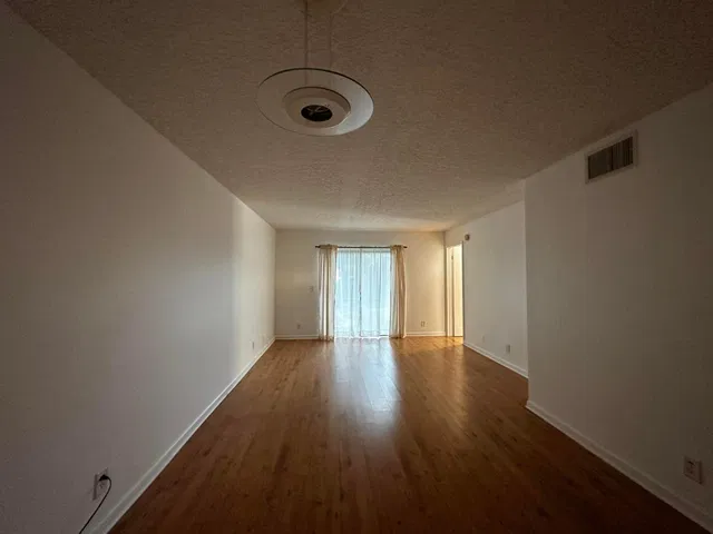 Unit 106 photo 3