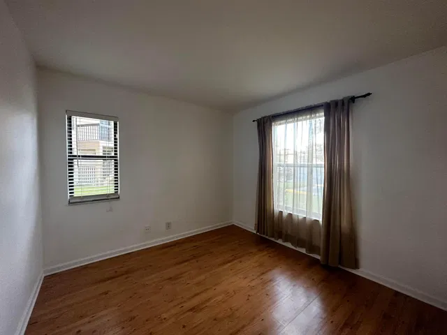 Unit 106 photo 12