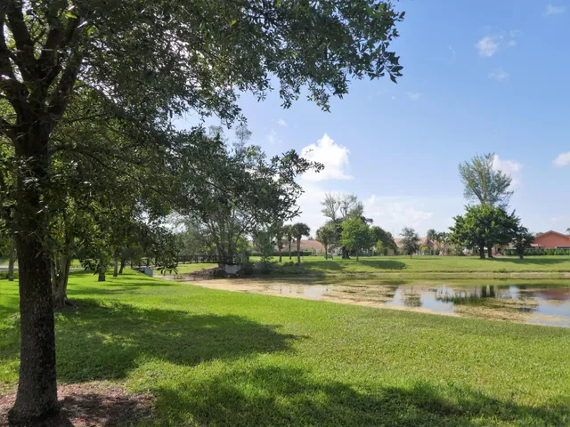 Unit 106 photo 21
