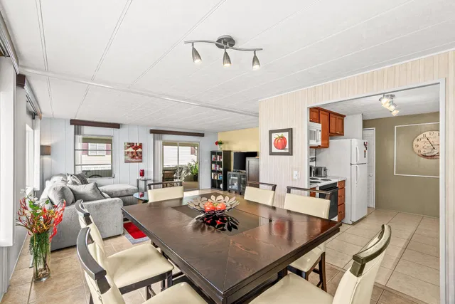  Residence photo 11