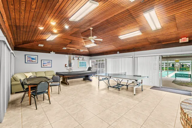 Residence photo 34