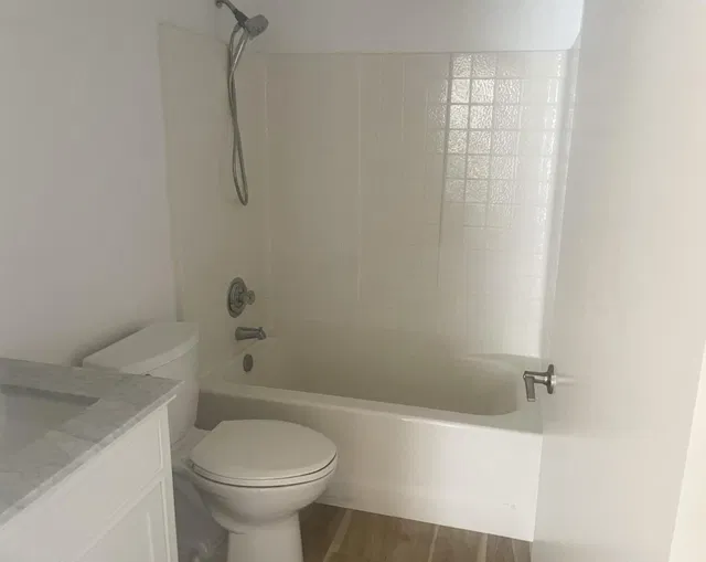 Unit 55 photo 7