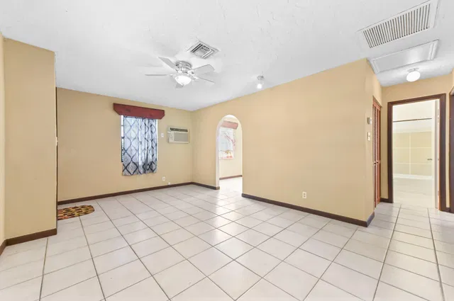West Palm Beach Residence photo 9