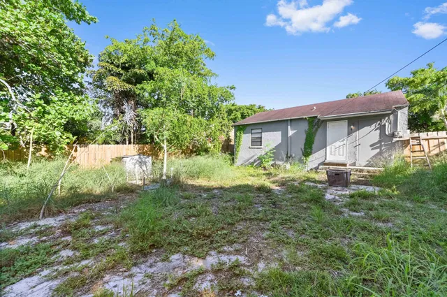 West Palm Beach Residence photo 18