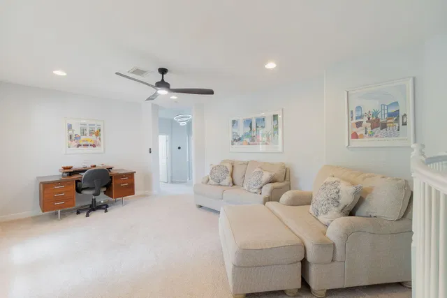 Residence photo 30