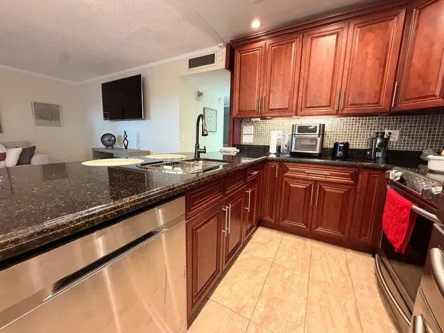 Unit 43 photo 2