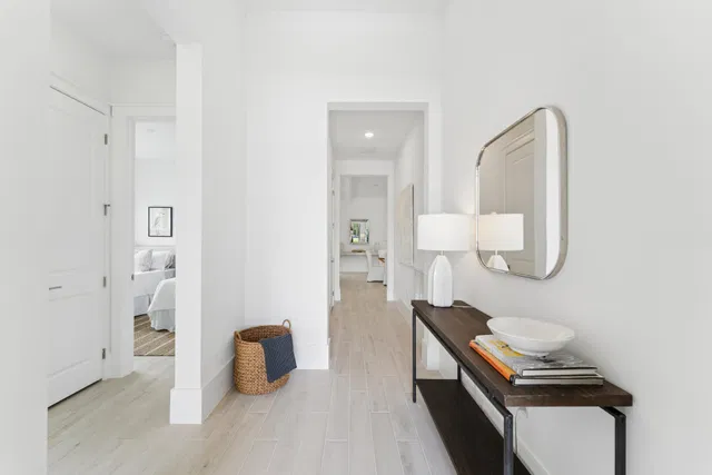 Residence photo 3
