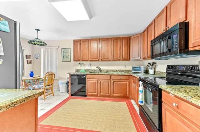 Residence photo 2