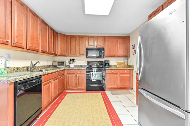 Residence photo 3