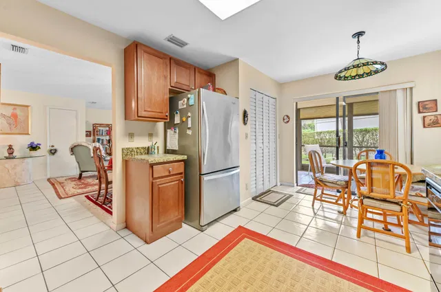 Residence photo 4