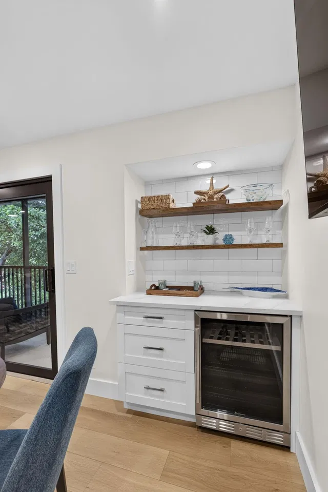 Unit C404 photo 9