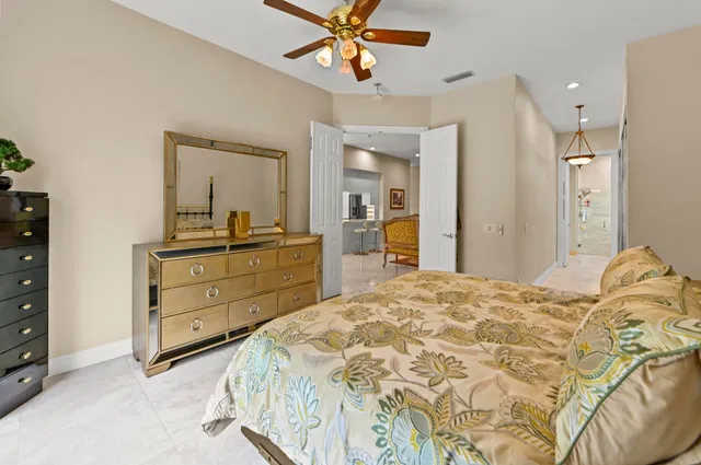 Residence photo 14