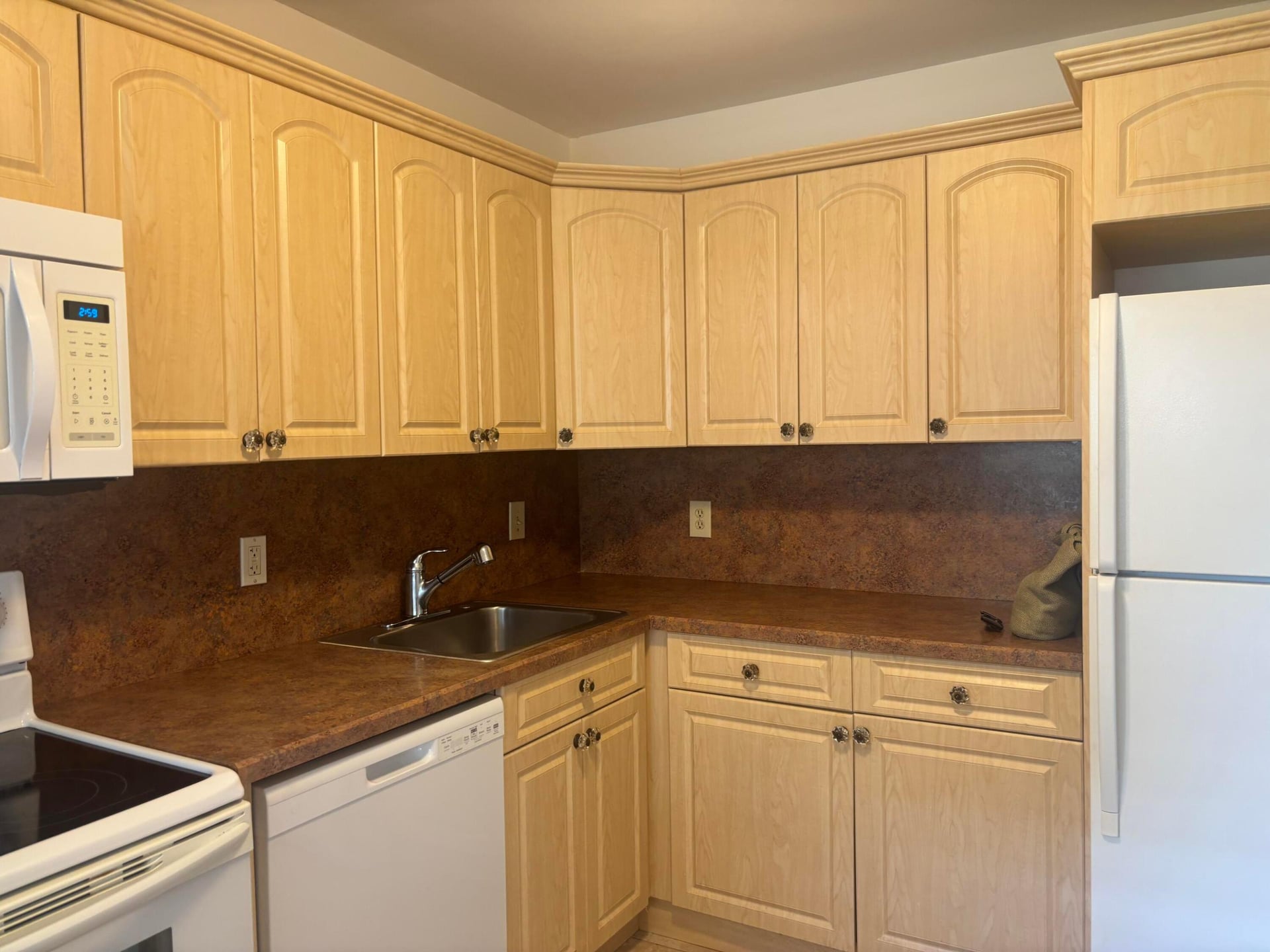 Unit H photo 5