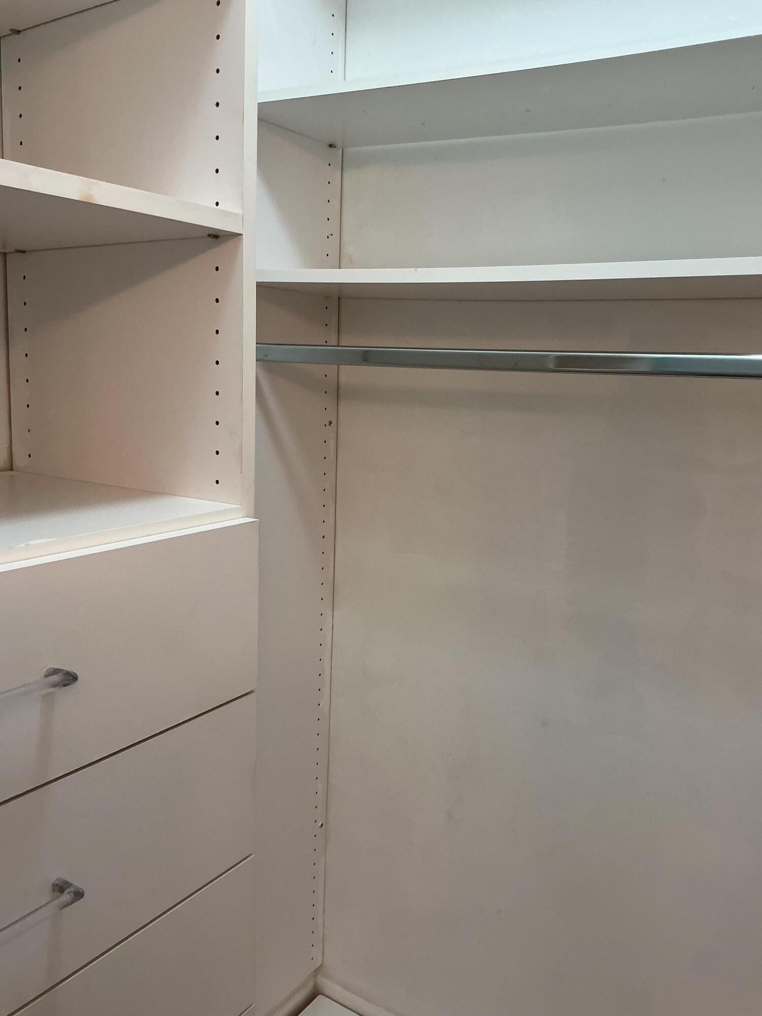 Unit H photo 13