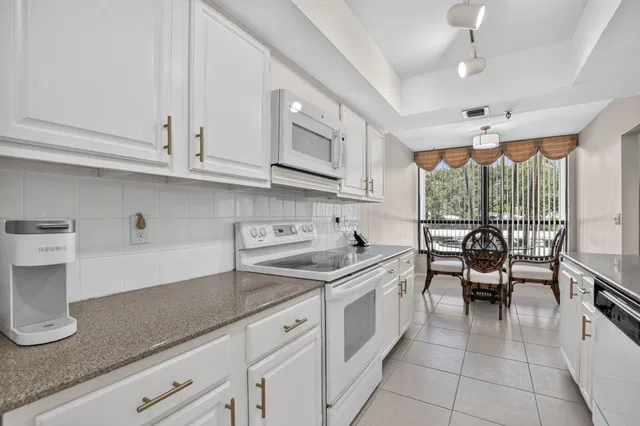 Boca West Country Club Unit 228 photo 2