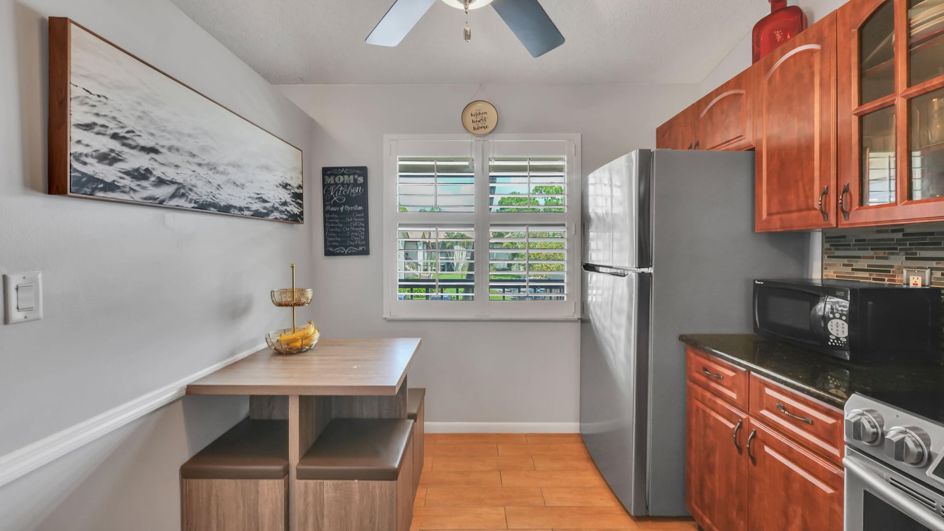  Unit 206 photo 4