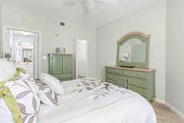 Unit 207 photo 15
