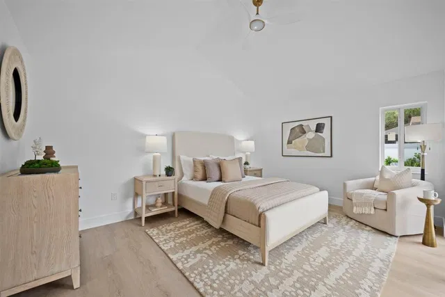 Residence photo 16