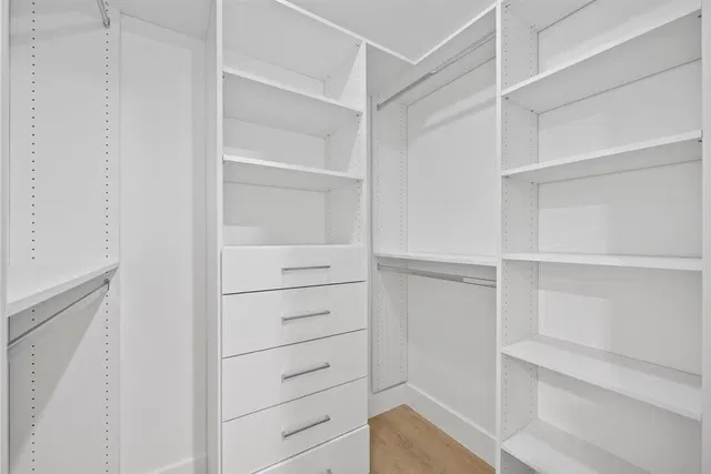 Residence photo 18