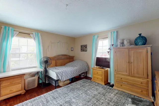Unit F3 photo 25