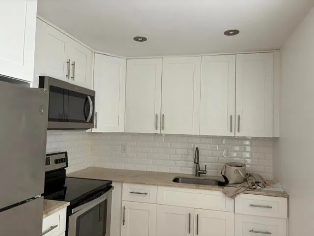 Unit 418 photo 44
