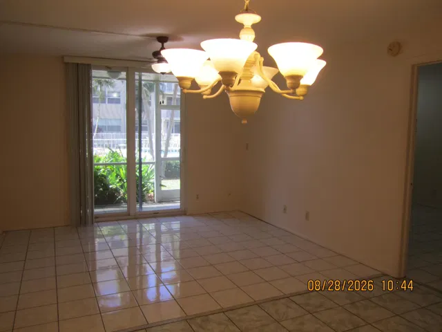 Boca Raton Unit Unit 115 photo 3