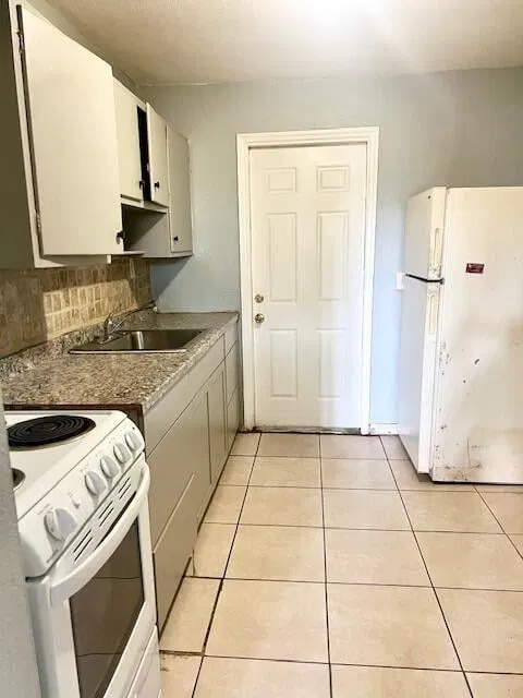Residence photo 3