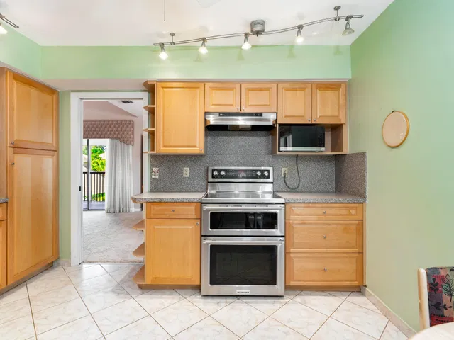 Residence photo 10