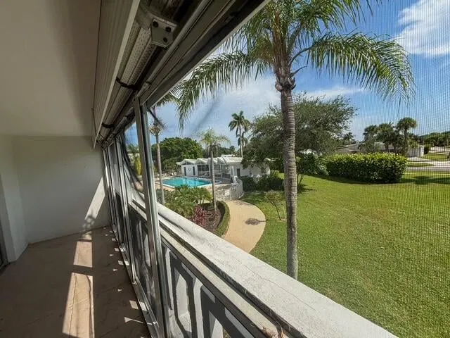 Unit 220 photo 3