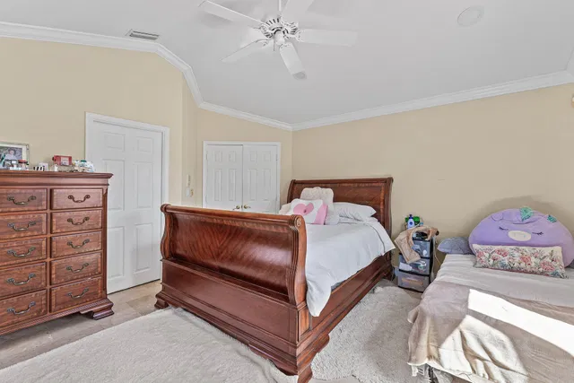 Residence photo 20