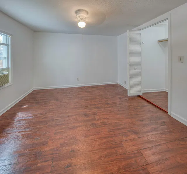  Residence photo 27