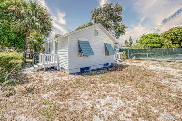  Residence photo 42