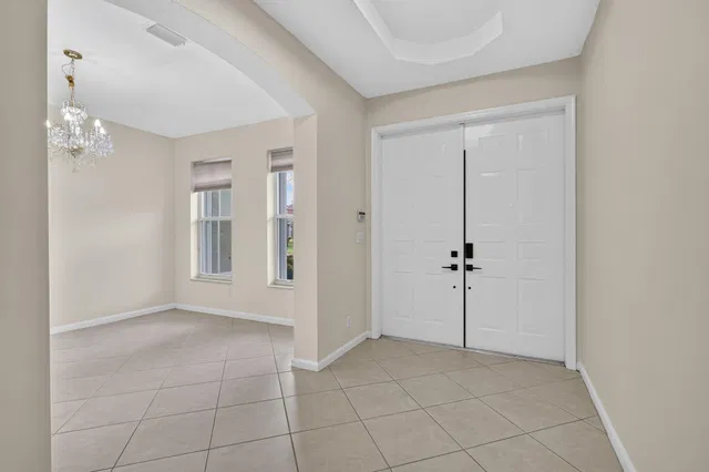 Residence photo 5
