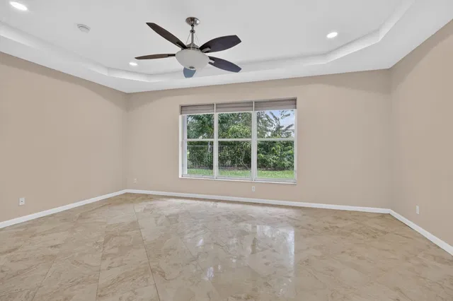 Residence photo 21