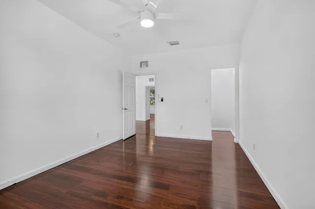 Residence photo 35