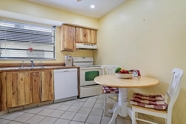 Residence photo 11