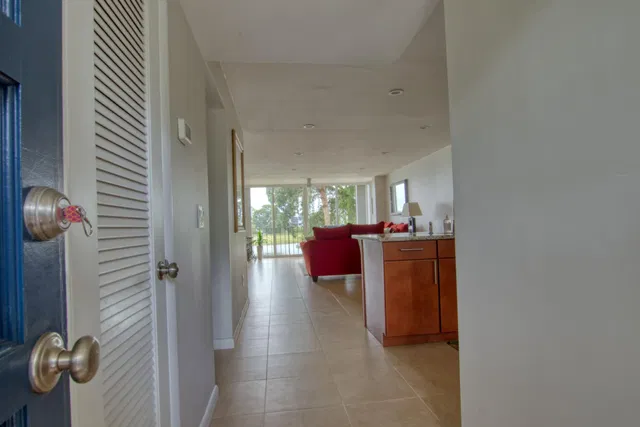 Unit 206 photo 2