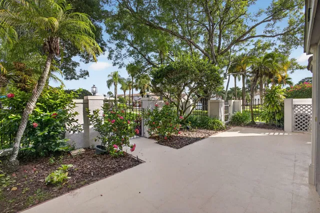PGA National Palm Beach Gardens Unit 2 photo 9