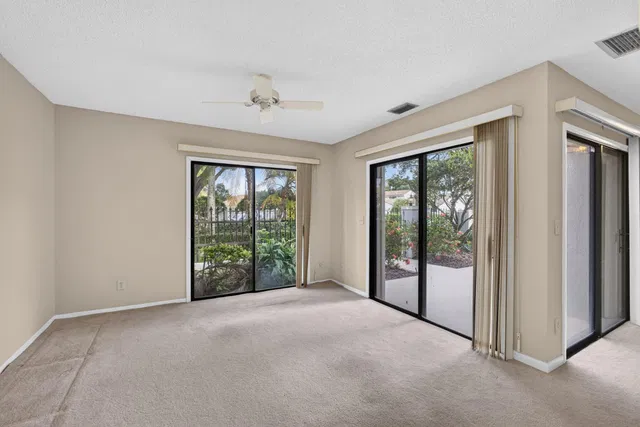 PGA National Palm Beach Gardens Unit 2 photo 13