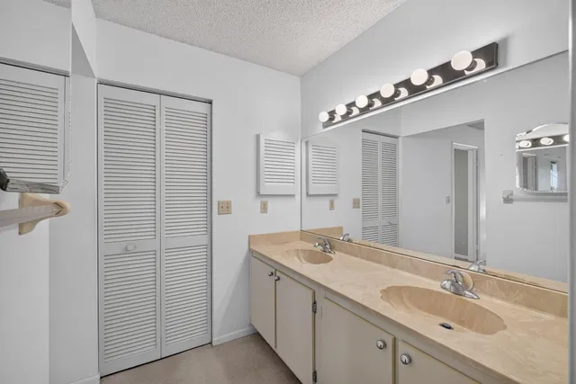 PGA National Palm Beach Gardens Unit 2 photo 28